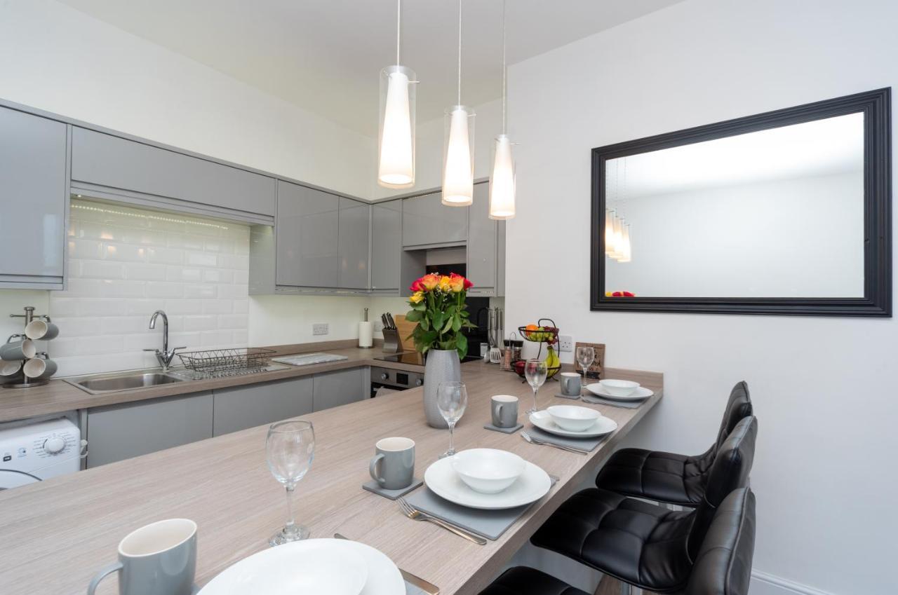 Sea Views Stunning 2 Bedroom Apartment # Lowestoft Bagian luar foto